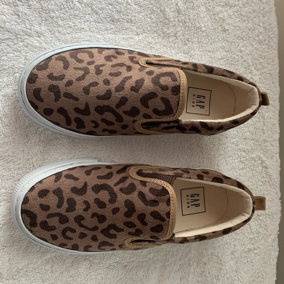 leopard print shoes size 12